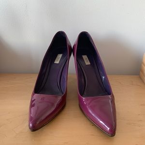 Purple fashion pumps by Prada